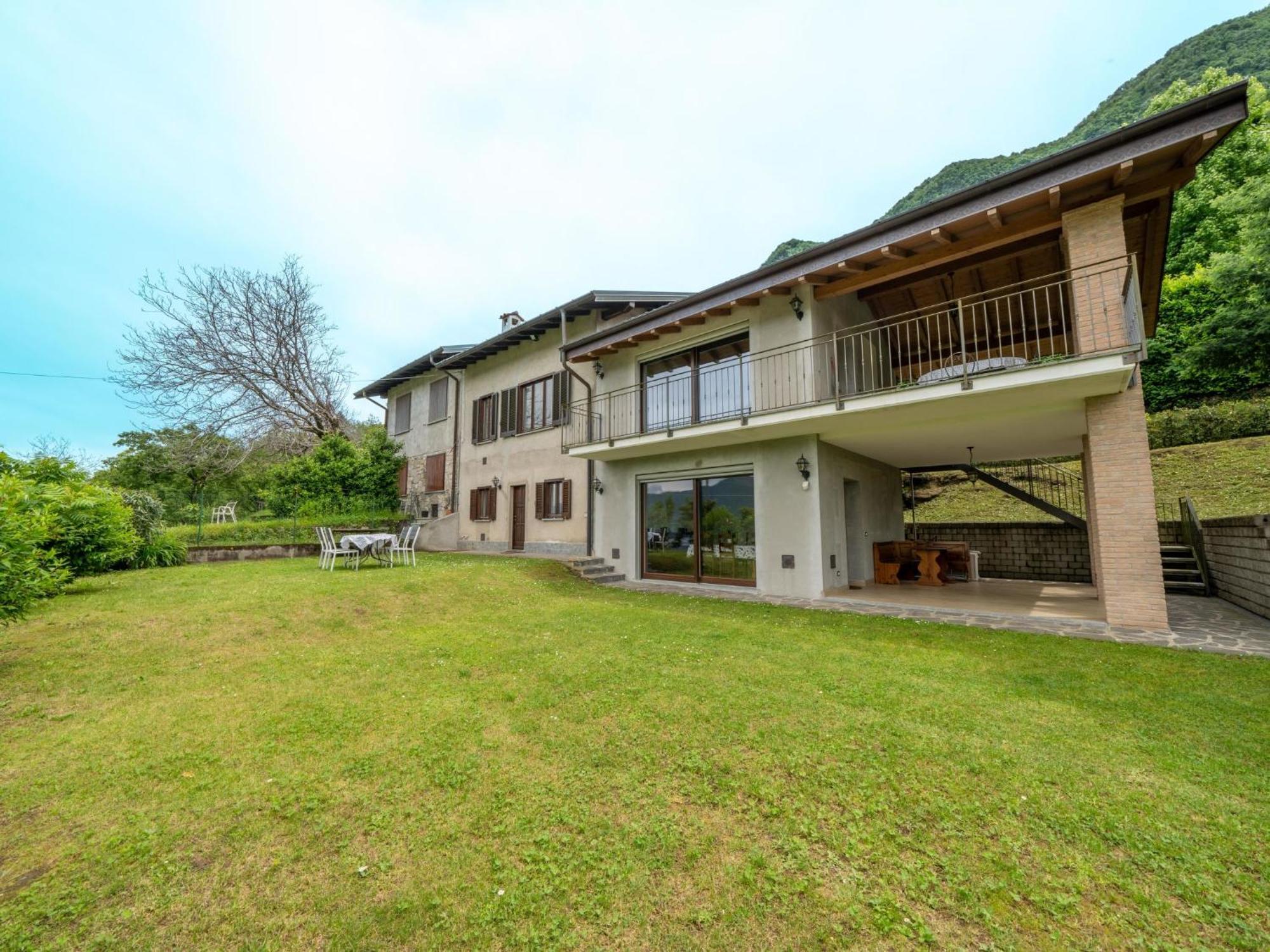 Apartment Tondo-2 By Interhome Castelveccana ภายนอก รูปภาพ